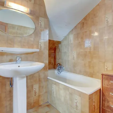 Centrally Located In Centre Morzine